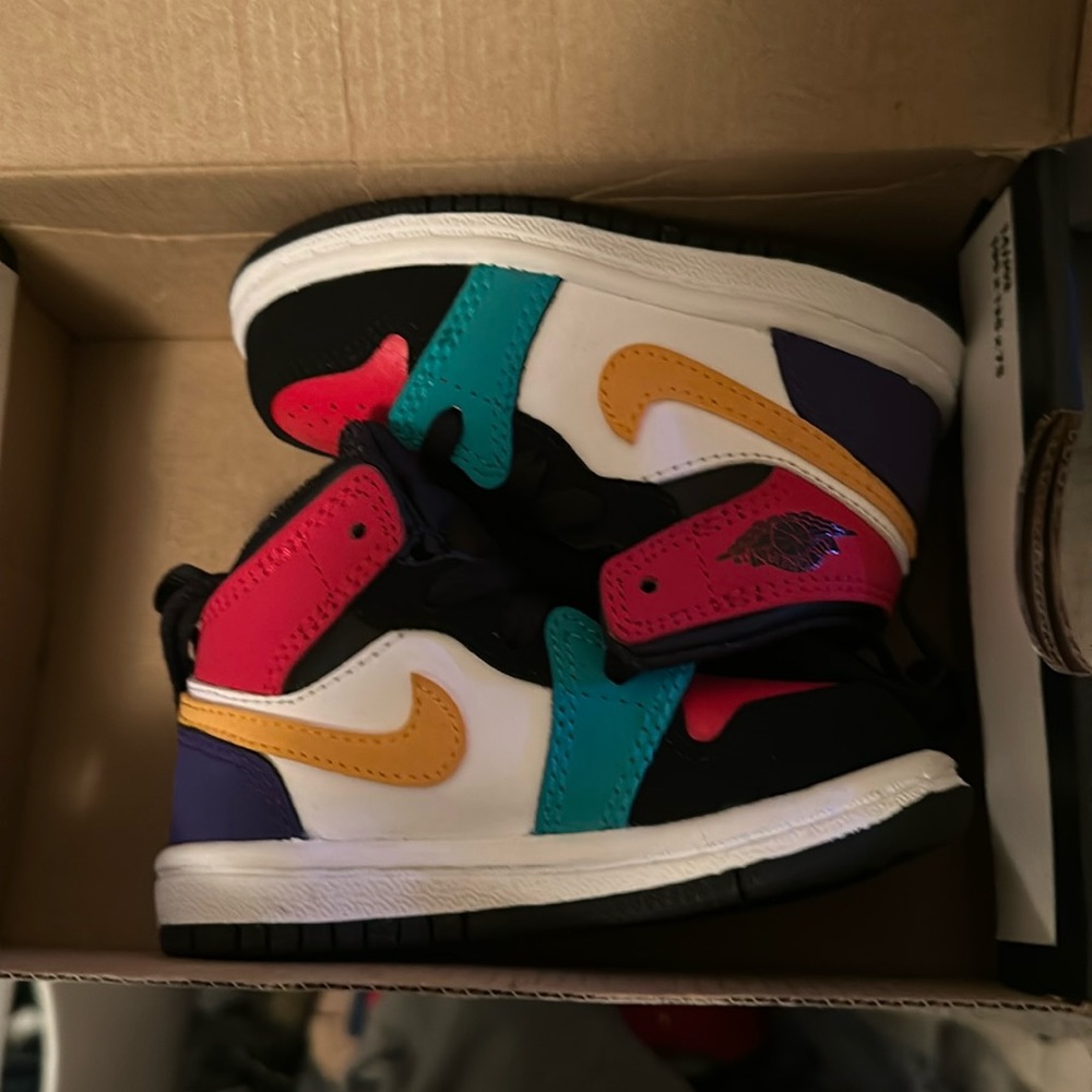 5c baby Jordan’s